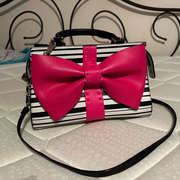 Betsey Johnson satchel - Picture 1 of 4